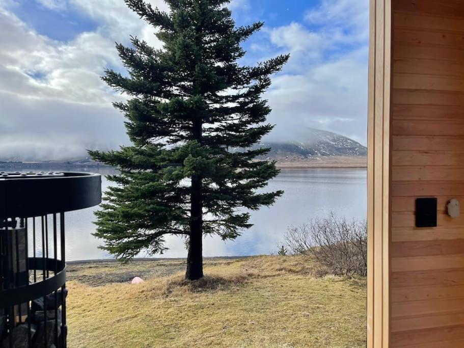 Luxury Lakefront Villa, Infinity Hot Tub And Sauna Grimsnes og Grafningshreppur Eksteriør billede